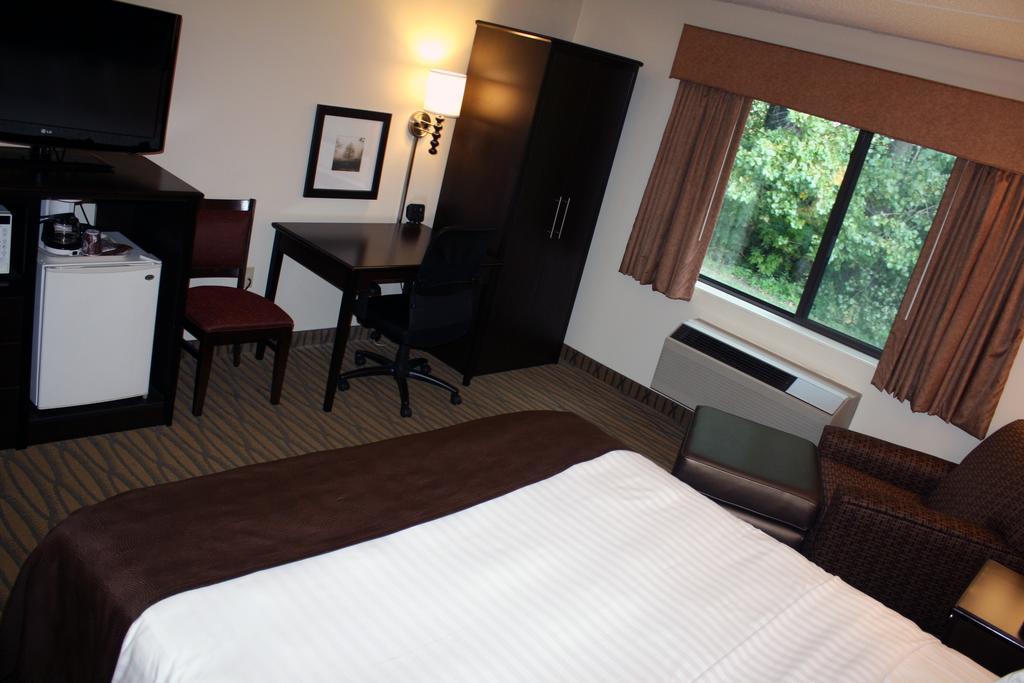 Americinn By Wyndham Rogers Номер фото